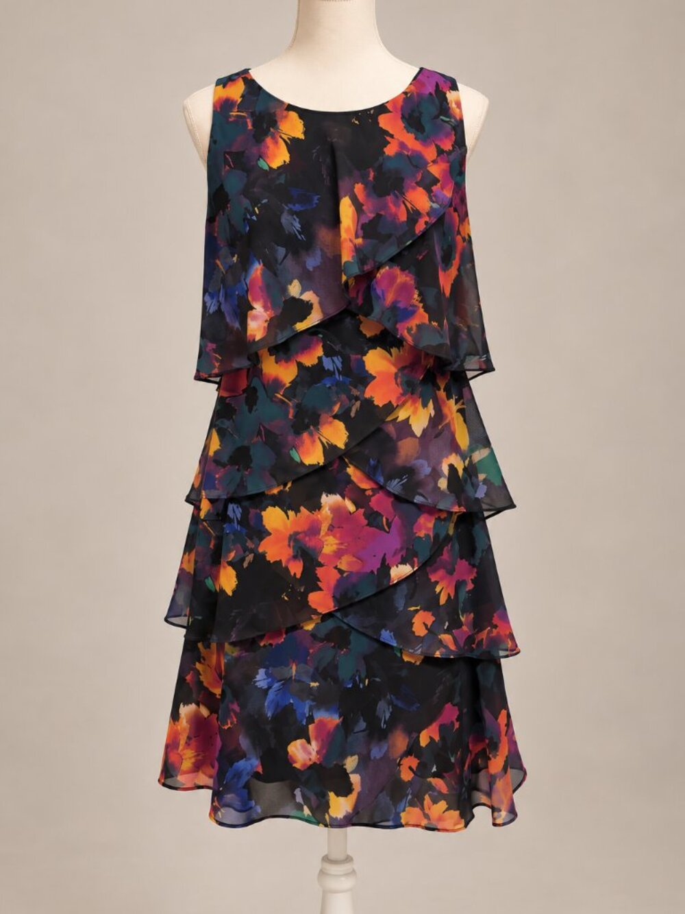 New with tags SLNY chiffon dress, women’s size 6, in a black multicolor print